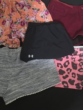 (5) Random Shorts Med/lrg